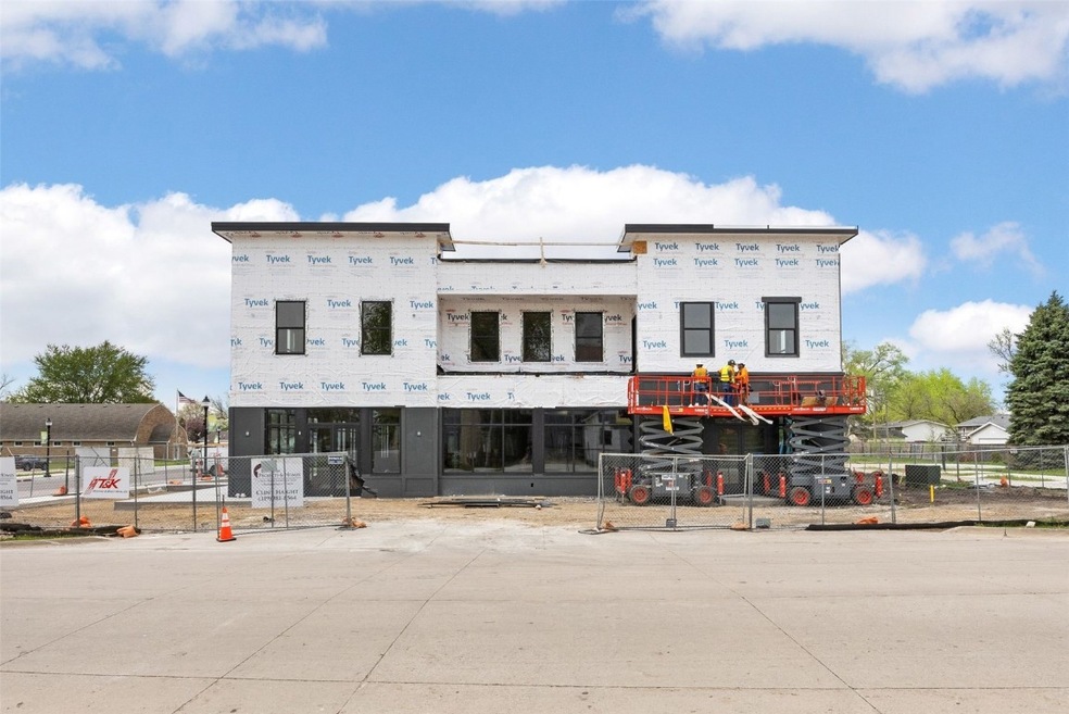 1500 Main St unit 202, Ely, IA 52227 - photo 1