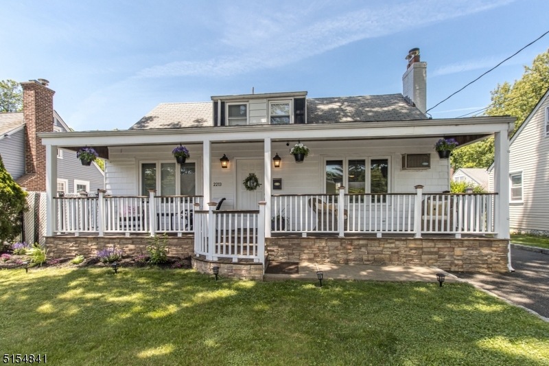 2213 Mountain Ave, Scotch Plains, NJ 07076 - photo 1
