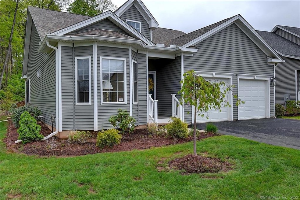 114 Scenic Dr unit 114, Berlin, CT 06037 - photo 1