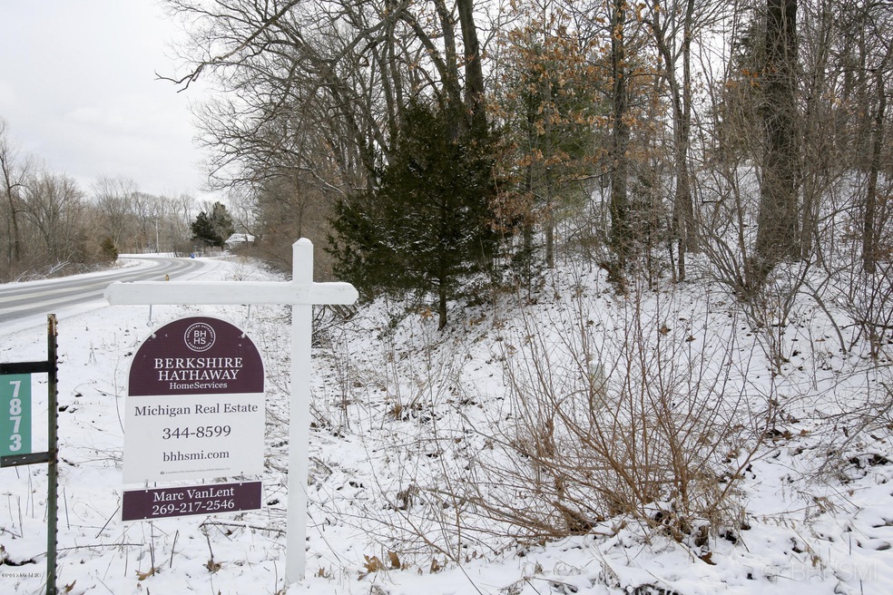 7873 marsh rd-101