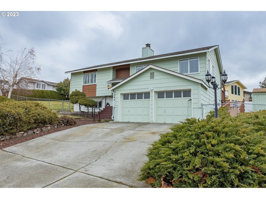 3540 Royal Crest Dr E, the Dalles, OR 97058 - photo 1