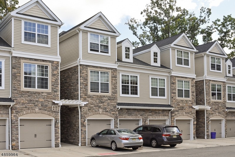 411 Welsh Place, Morris Plains, NJ 07950 - photo 1