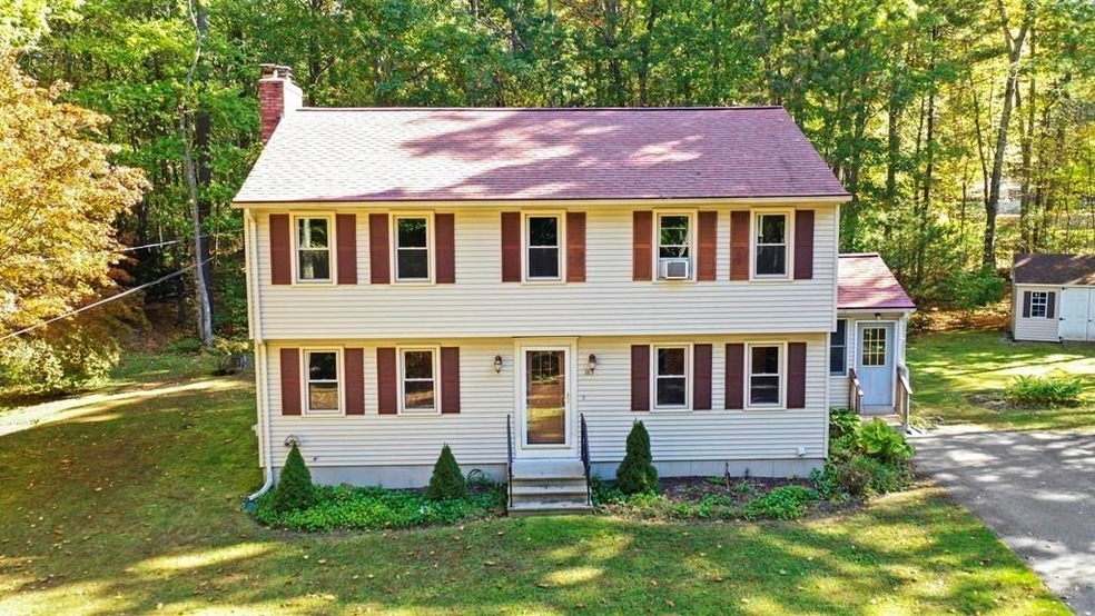 185 NW Main St, Douglas, MA 01516 - photo 1