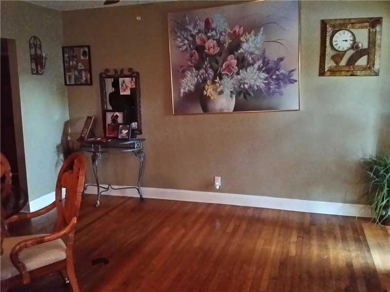 unlisted-address, West Palm Beach, FL 33407 - photo 1