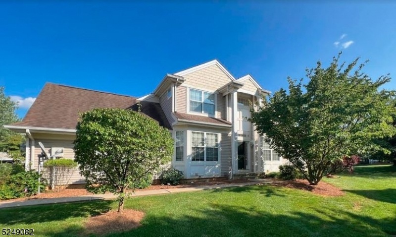 309 Clover Ct, Stewartsville, NJ 08886 - photo 1