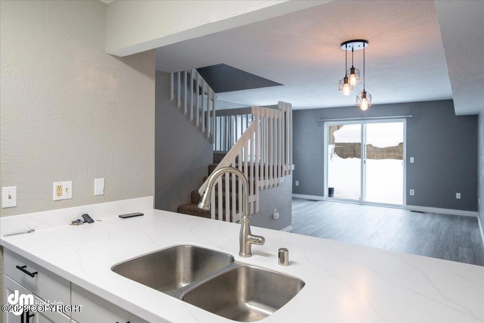 09-Kitchen_ELI01587-HDR-Edit