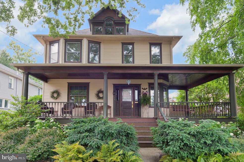 904 Park Ave, Collingswood, NJ 08108 - photo 1