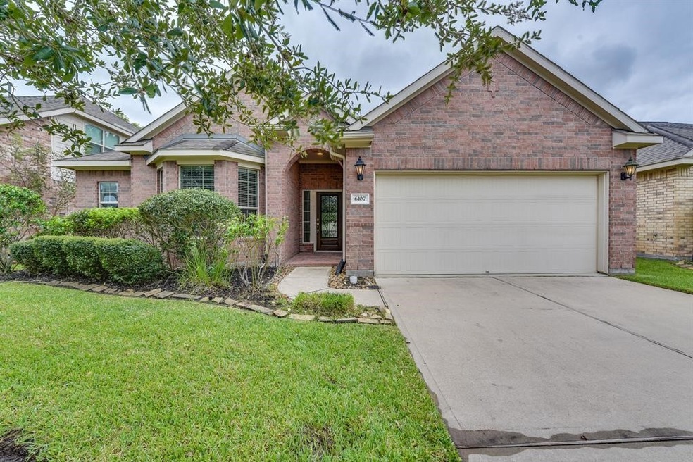 6107 Carnaby Ln, Rosenberg, TX 77471 - photo 1