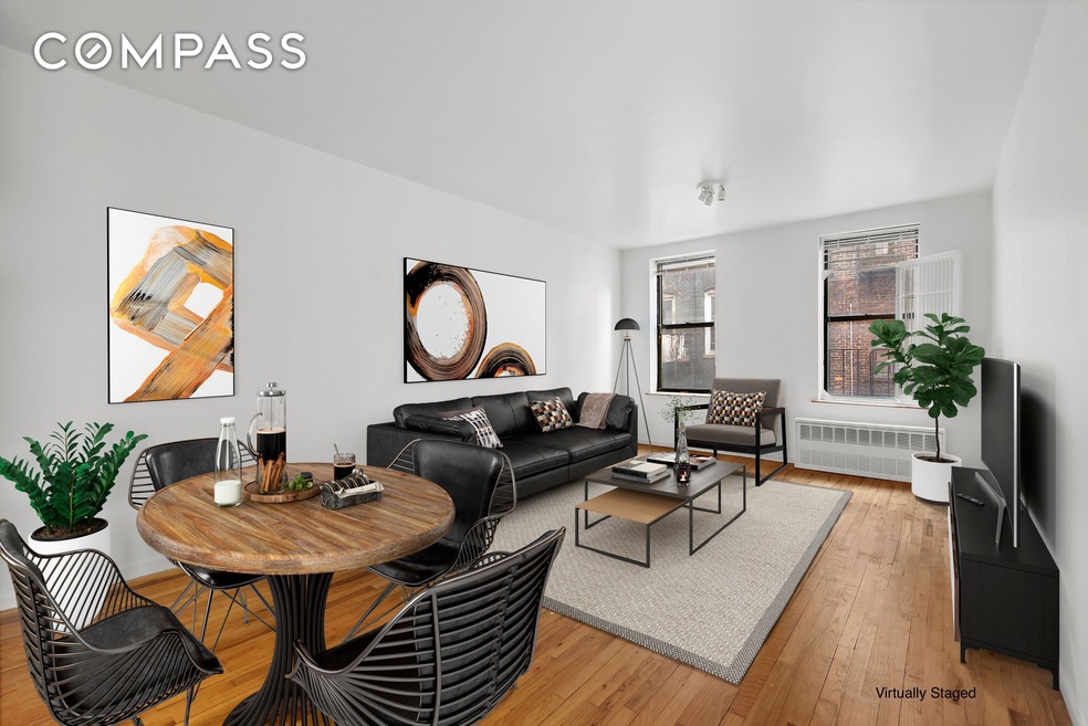 456 W 37th St unit 4-R, New York, NY 10018 - photo 1