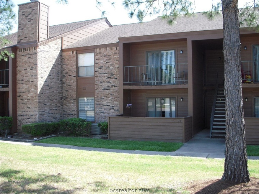 Downstairs unit with enclosed patio