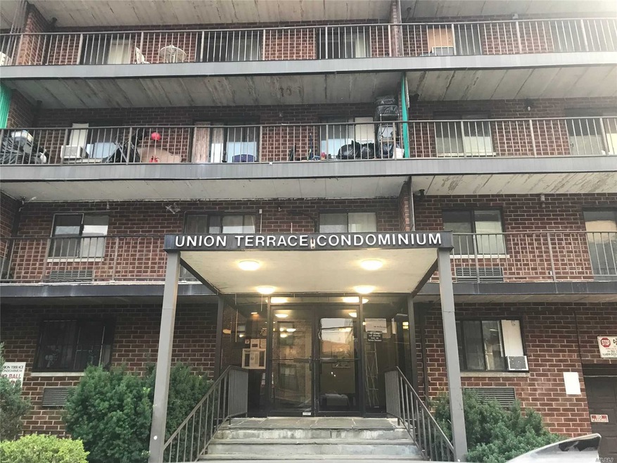 Union Terrace Condominium unit L3, Flushing, NY 11355 - photo 1