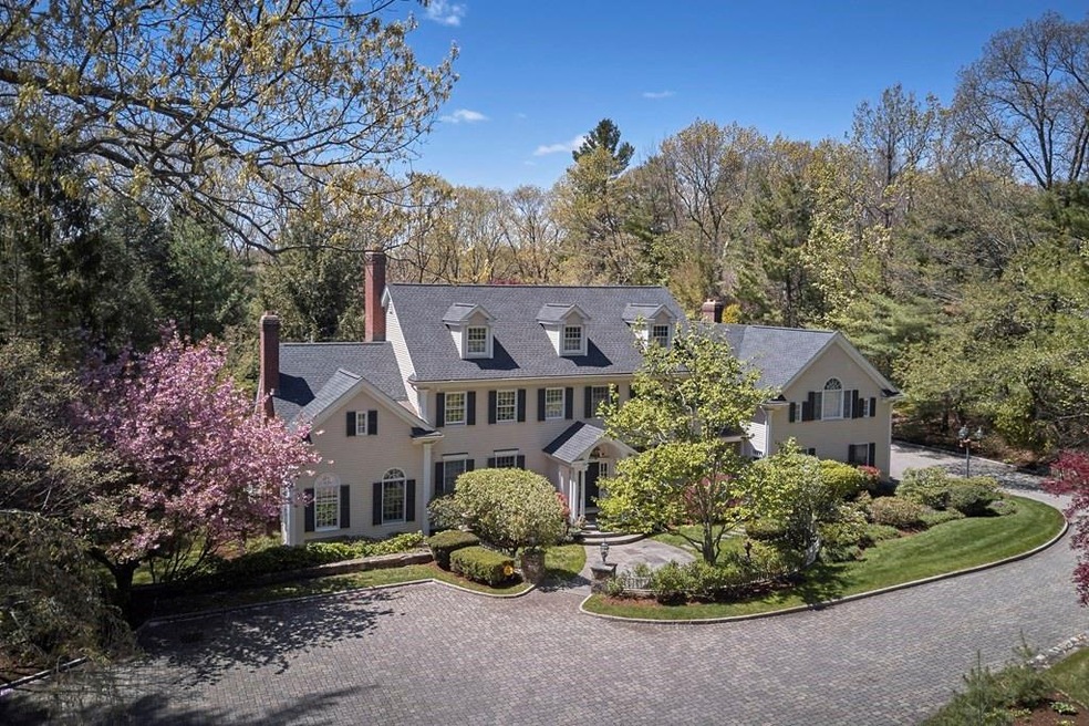 289 Wellesley St, Weston, MA 02493 - photo 1