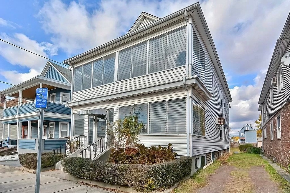 149-151 Oakland St unit 2, Malden, MA 02148 - photo 1