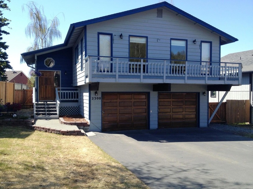 2300 Colony Loop Front