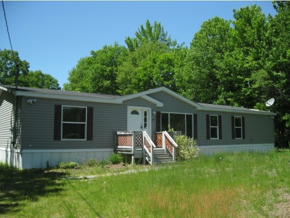 31 Shaw Dr, Rochester, NH 03868 - photo 1