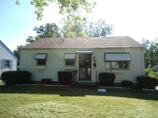 388 Derrer Rd, Columbus, OH 43204 - photo 1