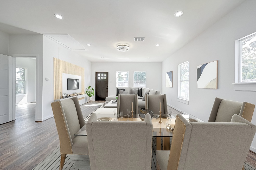 5415 Gold St, Houston, TX 77026 - photo 1