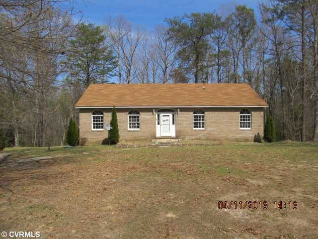 352 Lonesome Oak Dr, Dunnsville, VA 22454 - photo 1