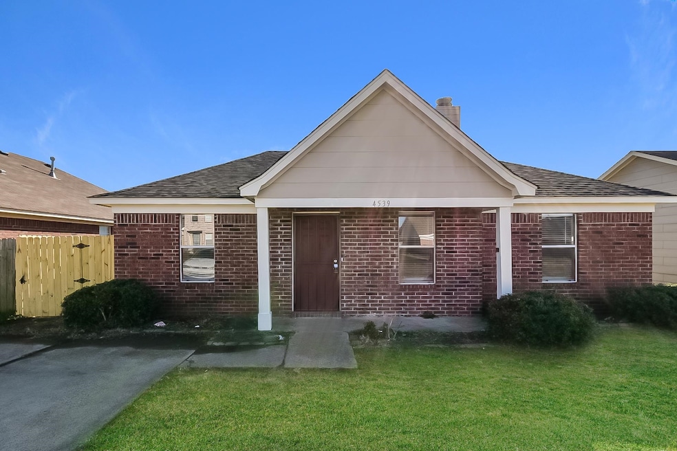 4539 Longtree Ave, Memphis, TN 38128 - photo 1