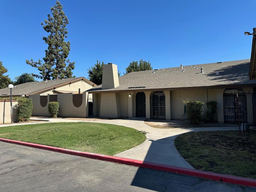 372 S Argyle Ave unit 102, Fresno, CA 93727 - photo 1