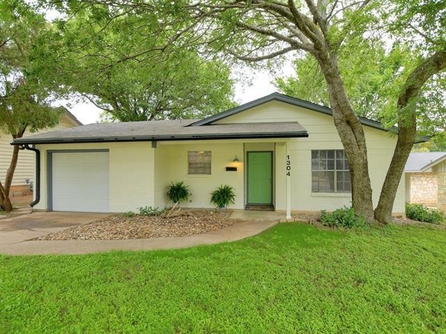 North Austin cutie, freshly painted exterior and n