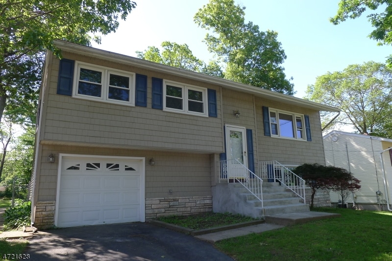 205 Chincopee Ave, Hopatcong, NJ 07843 - photo 1