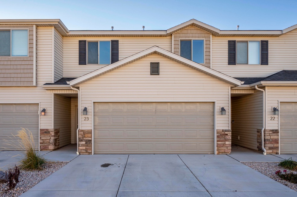 1677 N Main St #23