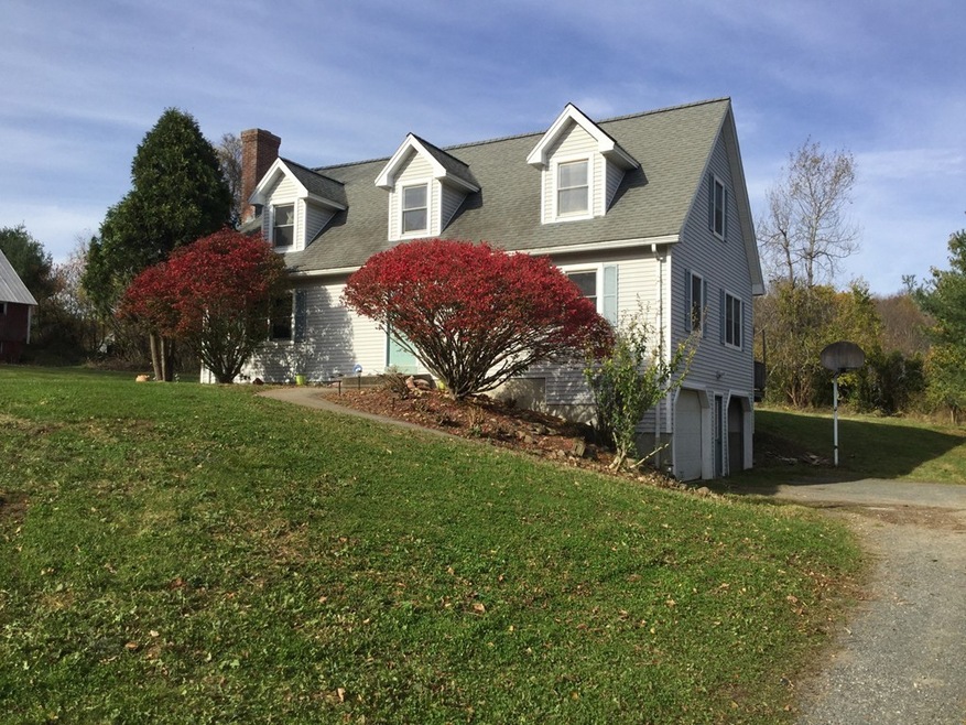 258 Strong St, Amherst, MA 01002 - photo 1