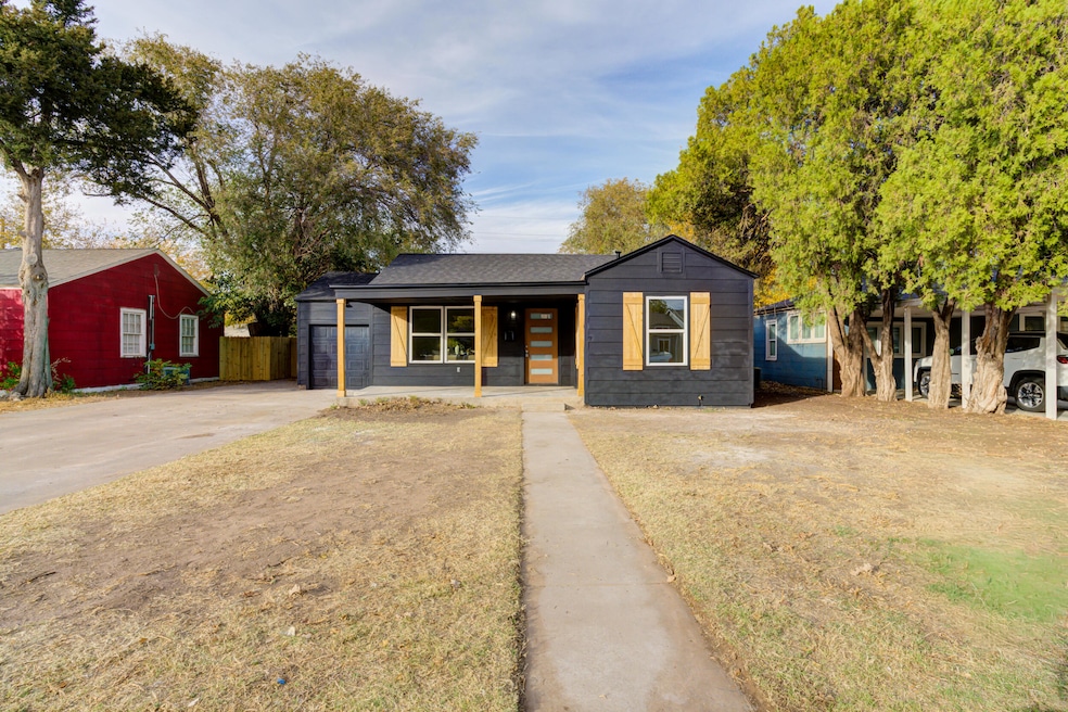 3014 30th St, Lubbock, TX 79410 - photo 1
