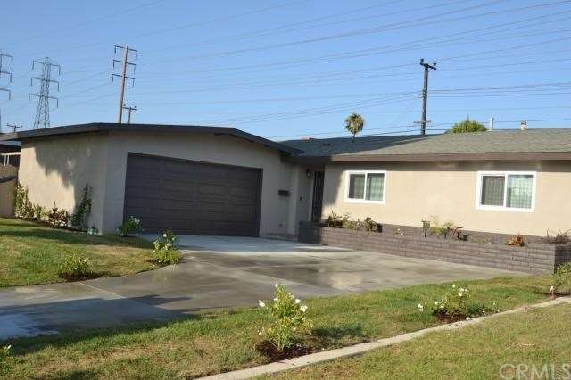 Large Driveway and great curb appeal 