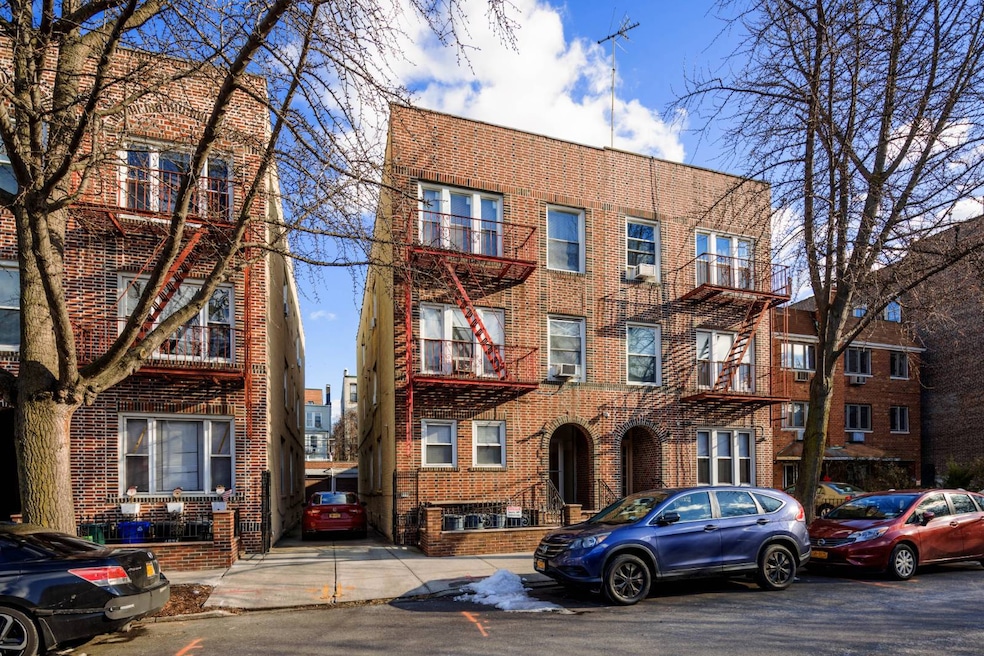 48-41 45th St, Flushing, NY 11377 - photo 1