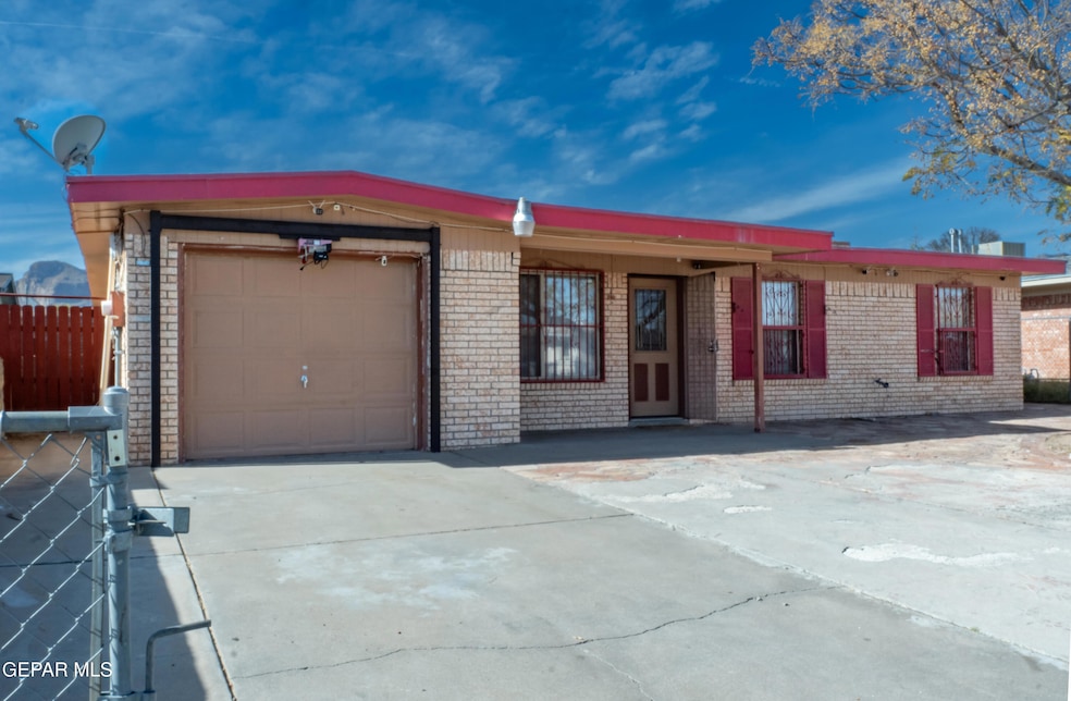 10437 Cronus Dr, El Paso, TX 79924 - photo 1