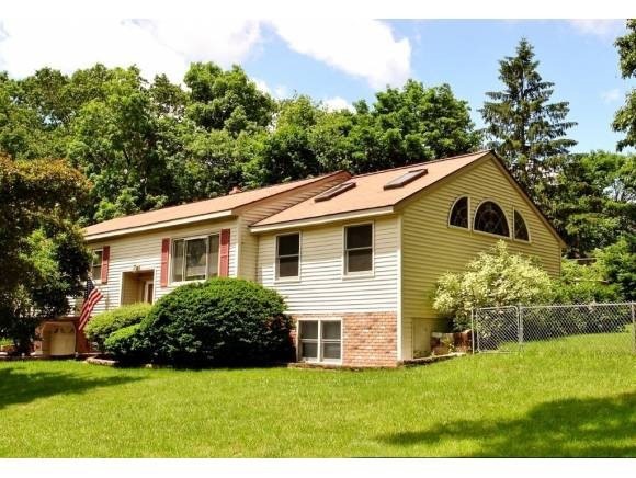 6 Glen Forest Dr, MerriMacK, NH 03054 - photo 1