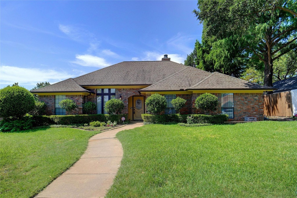 1204 Wedglea Dr, Bedford, TX 76021 - photo 1