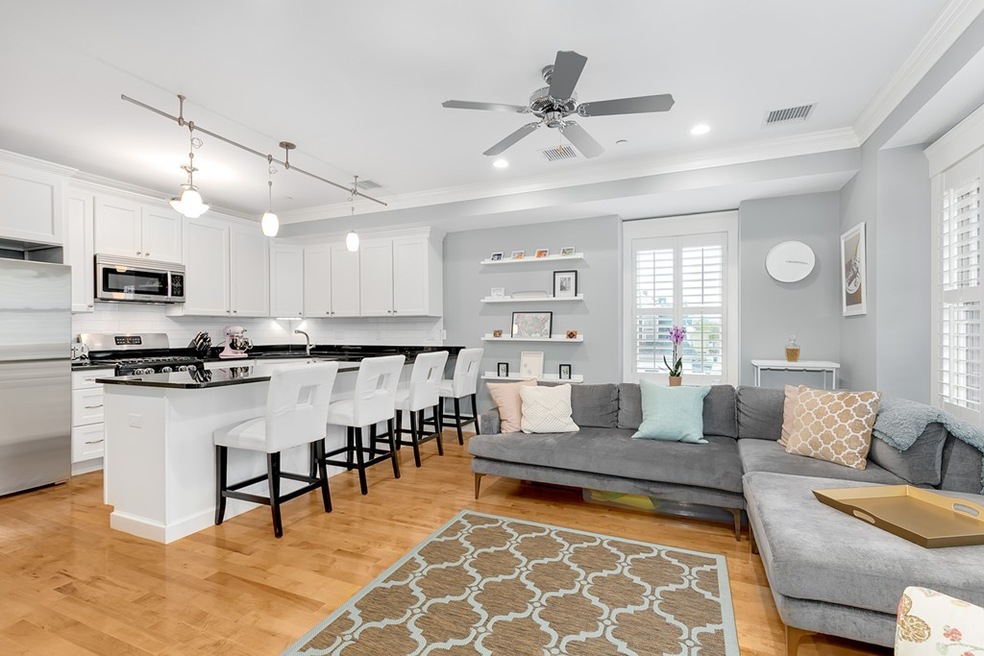 82 Highland Ave unit 6, Somerville, MA 02143 - photo 1