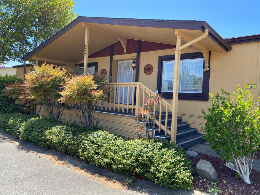 109 Red Oak