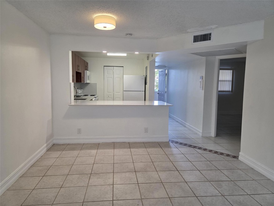 8040 Colony Cir N unit 105, Tamarac, FL 33321 - photo 1