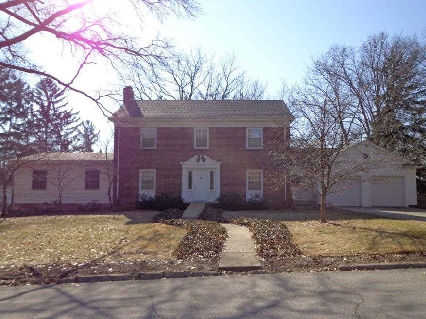 315 Forest Hill Dr, West Lafayette, IN 47906 - photo 1