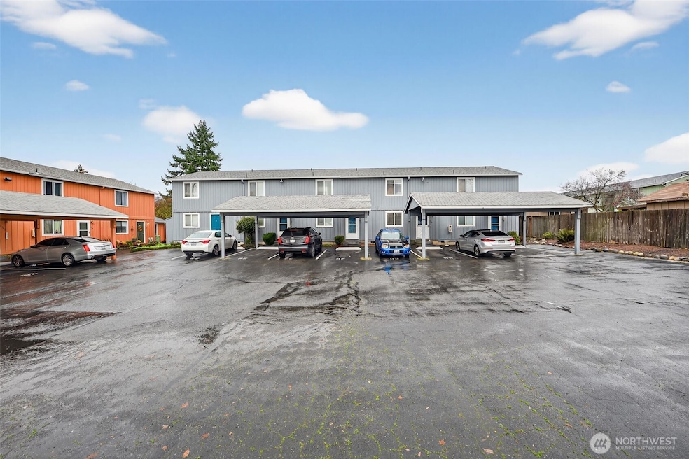 1515 104th St E unit F1515, Tacoma, WA 98445 - photo 1