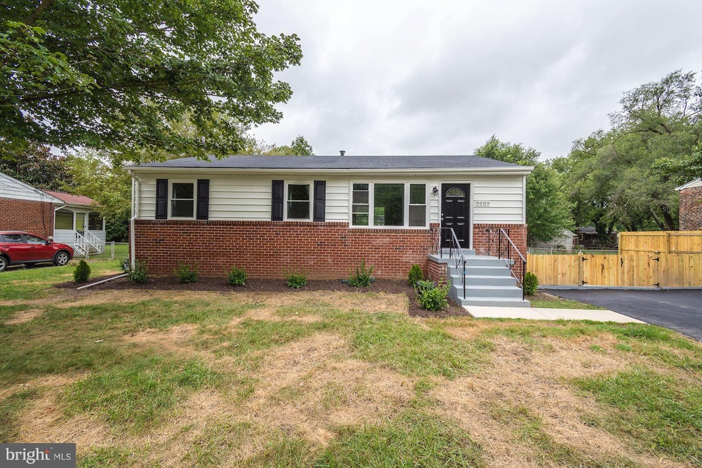 9009 Phyllis Dr, Clinton, MD 20735 - photo 1