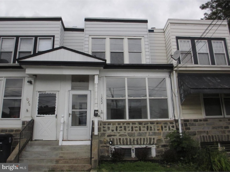 1222 E 9th St, Crum Lynne, PA 19022 - photo 1