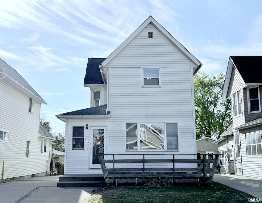 837 14th Ave S, Clinton, IA 52732 - photo 1