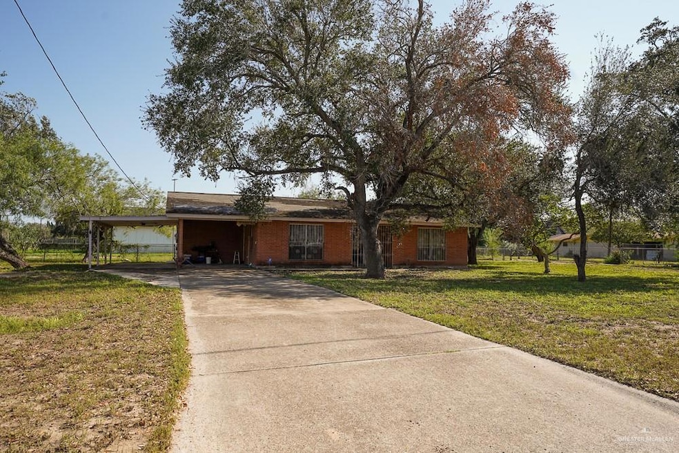 500 E Vfw Ave, Elsa, TX 78543 - photo 1