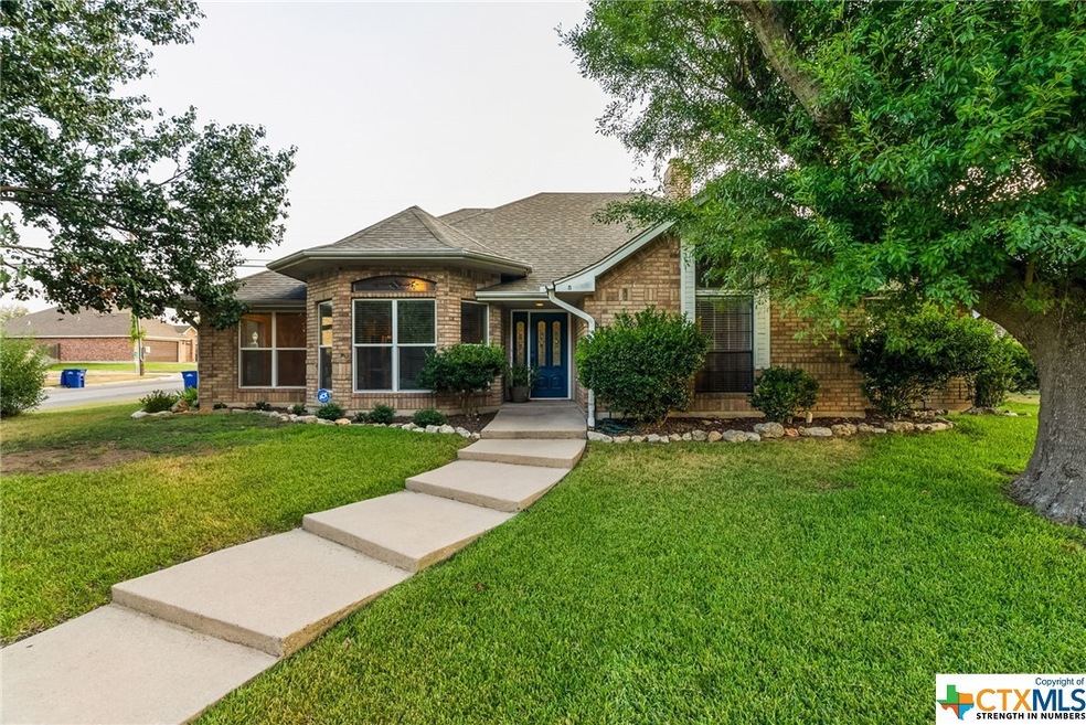 1210 Bowen Ave, Copperas Cove, TX 76522 - photo 1