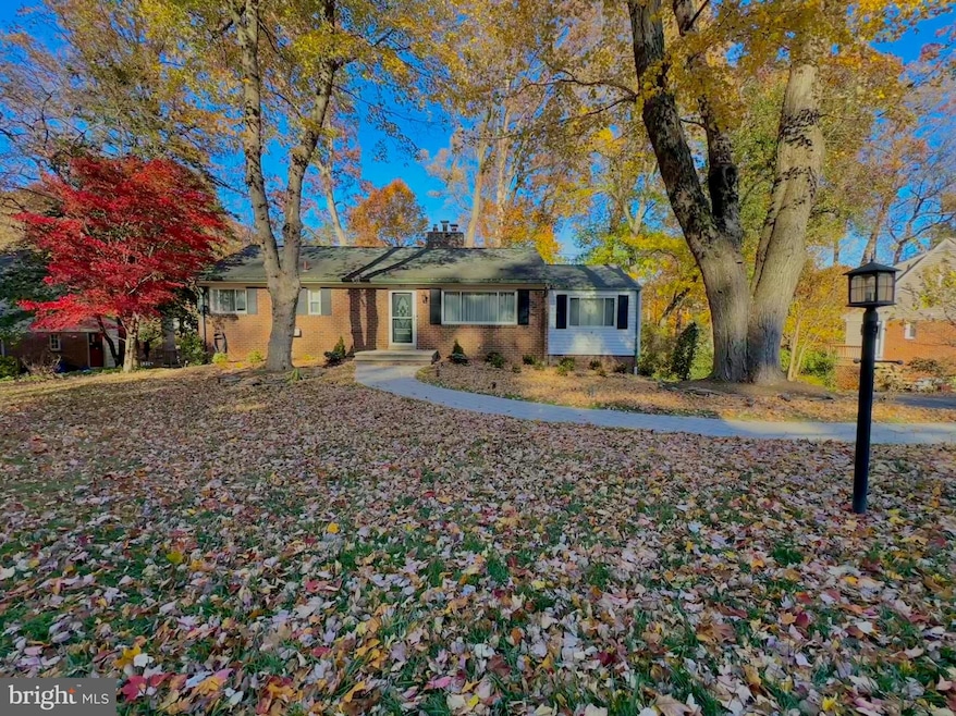 1912 Pagebrook Rd, Silver Spring, MD 20903 - photo 1