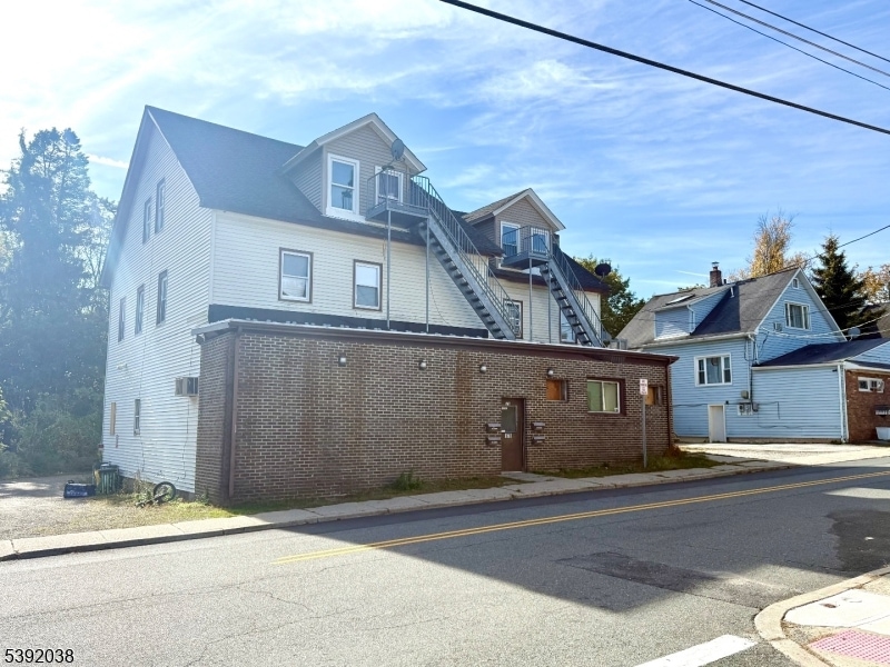 176 Main St unit 2L, Franklin, NJ 07416 - photo 1