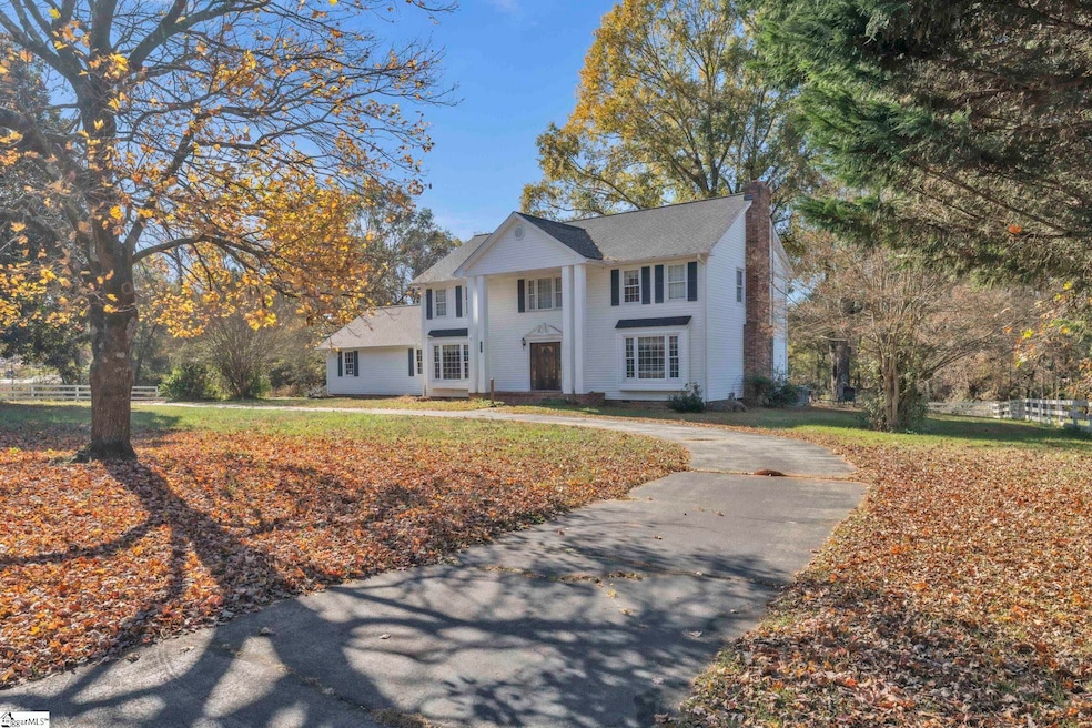 1240 Taylors Rd, Taylors, SC 29687 - photo 1