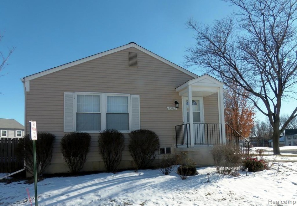 End Unit 2 Bedroom 2 Bath Condo.