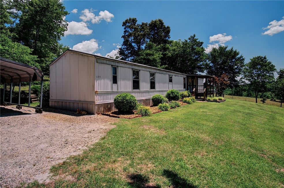 135 Keys Rd, Tamassee, SC 29686 - photo 1