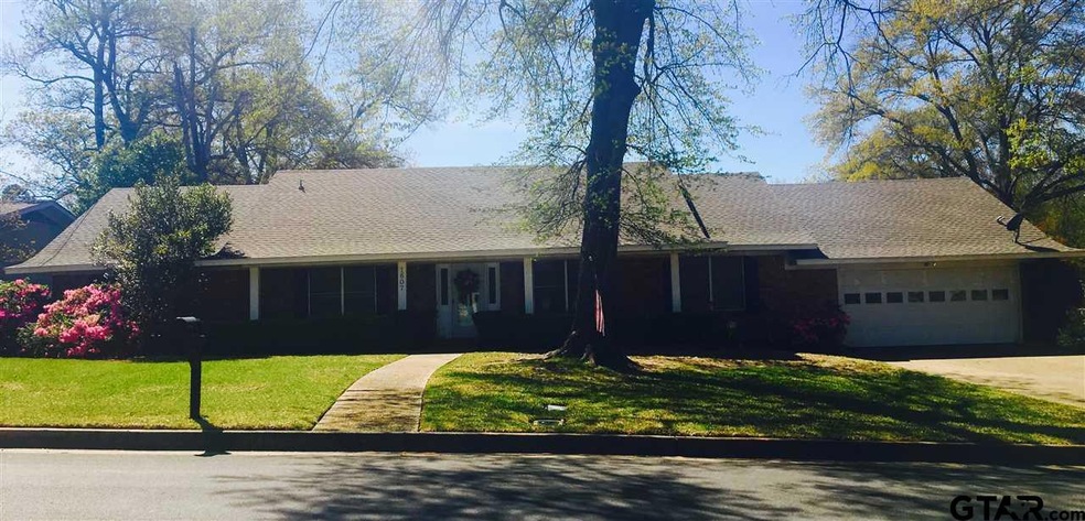 1607 1607 Yosemite, Tyler, TX 75703 - photo 1